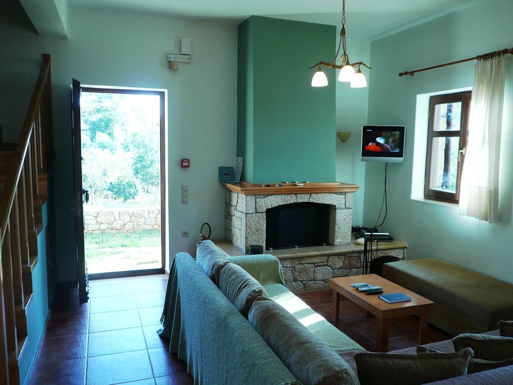 Maison Viros Kardamyli Quarto foto